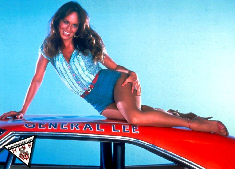 2_Catherine-Bach.thumb.jpg.be76cc8bbf320eca26b2404c68d7a97d.jpg