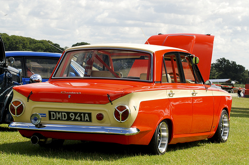 OrangeMk1Cortina2.jpg.01f69483992d48709882b1938437703a.jpg