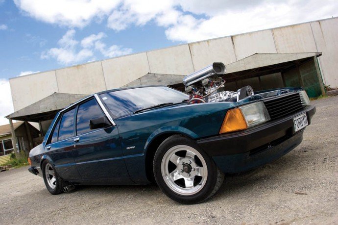 Ford-Falcon-XD-fq-690x459.jpg.a87063a4884af117773e20bc323cf92d.jpg