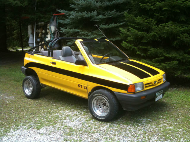 1993-ford-festiva-customized-convertible-2-door-13l-1.JPG.d2047251ae4b44a79e89b00b127281df.JPG