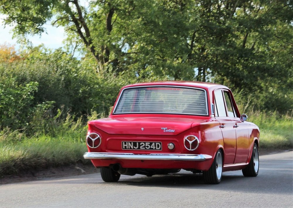 4doorCortina.thumb.jpg.a64d6172b1c007f6a4773ce86e5ec85a.jpg