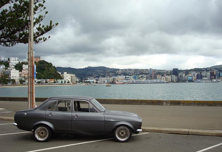4doormk1Escort7a.jpg.b64ed363b2004b3cc843f0c0aa10dd2f.jpg