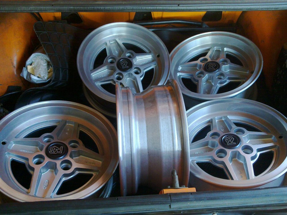 Wheels2.thumb.jpg.5912688fa89358da62c316b0d2360652.jpg