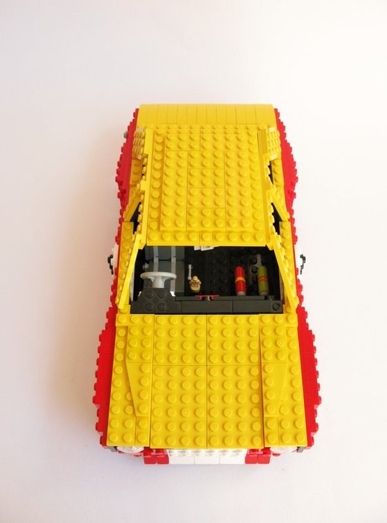 LegoMk1Escort11.thumb.jpg.9454fc7964abbb91d86403cf1181f99a.jpg