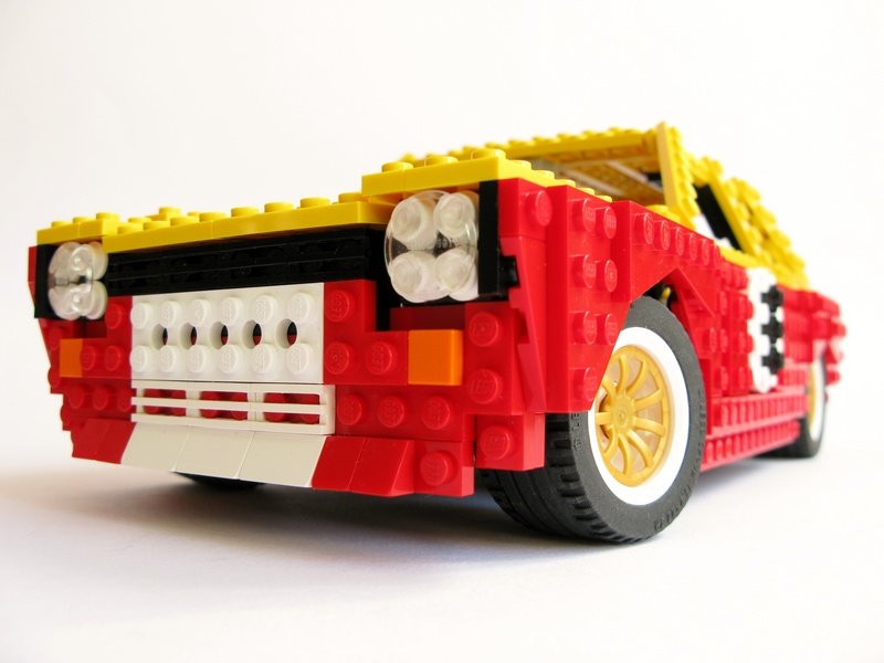 LegoMk1Escort9.jpg.464a017f009861e1a7bf743b697262dc.jpg