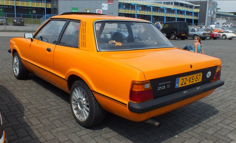 OrangeMk4Cortina2.thumb.jpg.d0c608ad50b3011765c02fa27f104447.jpg