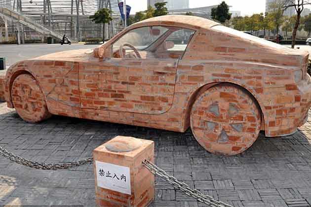 brick-car_2.jpg.bb0dd7851d2d5e39155e30ec26e36637.jpg