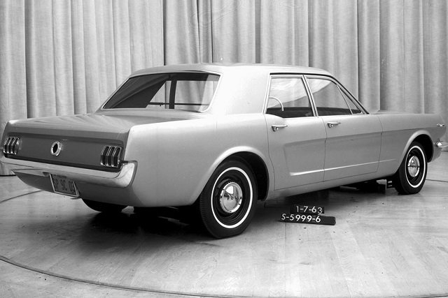 Mustang4door.jpg.2c5ad5d829220dcb68337a421ebd0896.jpg