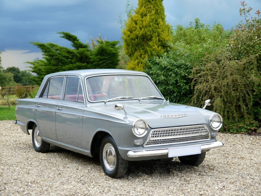 GrayCortina1.jpg.557cecc3040db7421efef81c6aa82091.jpg