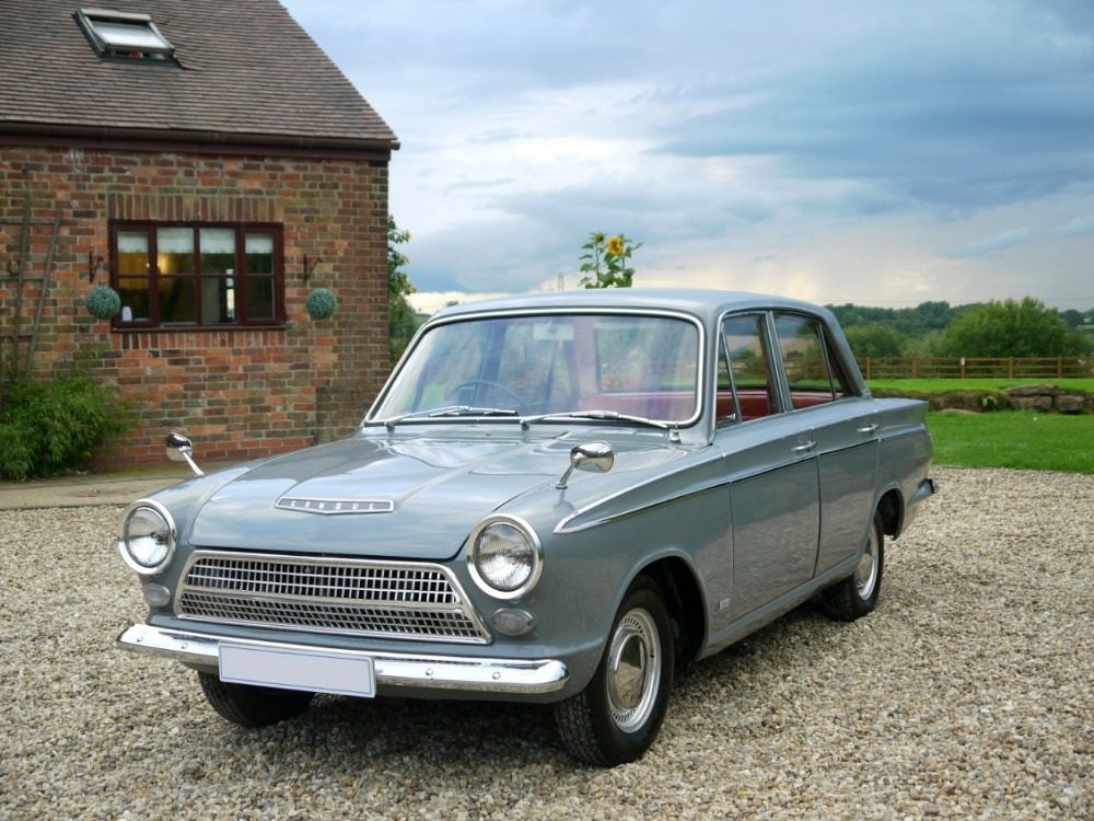 GrayCortina4.jpg.2054972a438ac09bdadab9eb7de60359.jpg