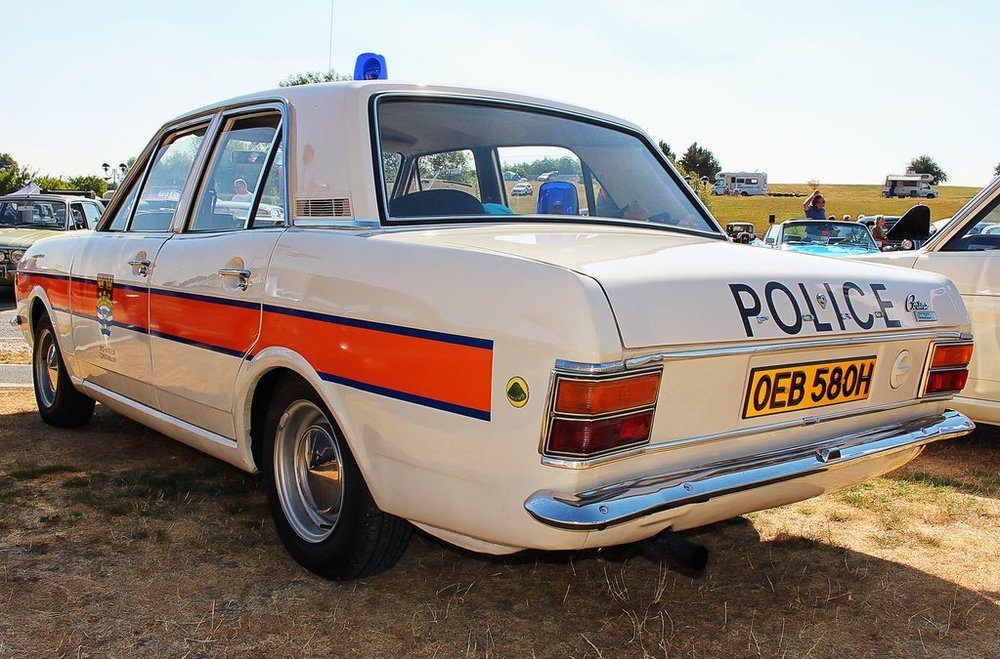PoliceLotusCortina1.thumb.jpg.3e2cd34d39149f0518c0c0bdff80a72a.jpg