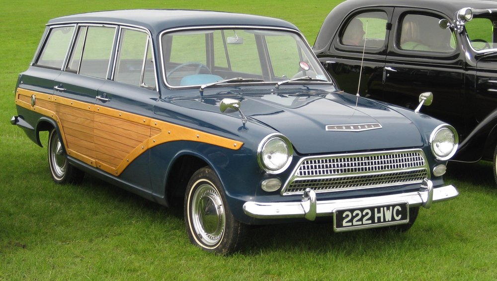 Ford_Consul_Cortina_estate_timber_effect_1963_ca_1500cc.thumb.JPG.1e0b938c7bd45ce70bf65318dd0022ce.JPG
