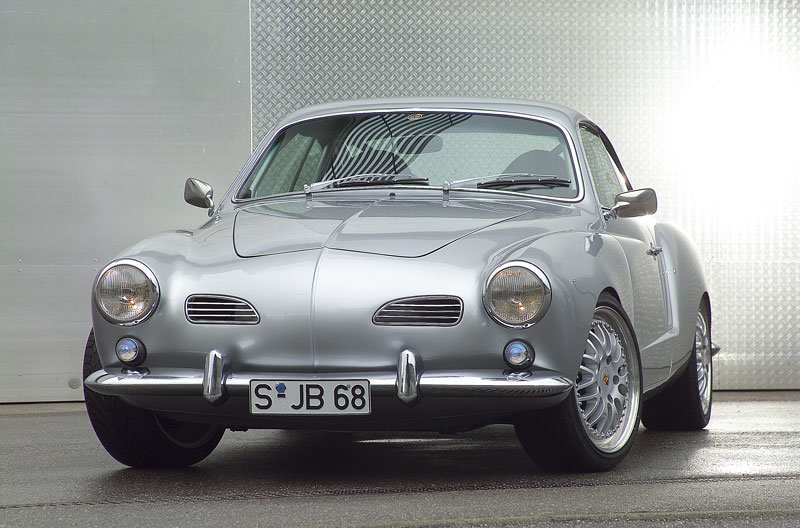 Karmann-Ghia-with-a-Porsche-993-Engine-01.jpg.86ef70f5702a8a20838bdbb03095e4a6.jpg