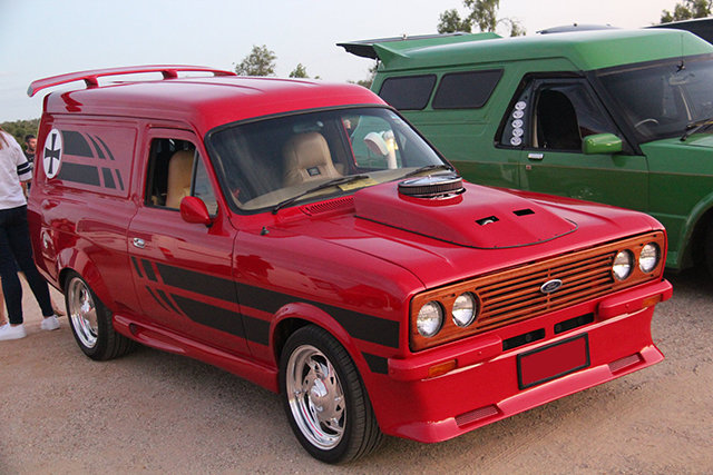 VanUgly.jpg.3fc0de9f658a30ca61f935ca1021a820.jpg