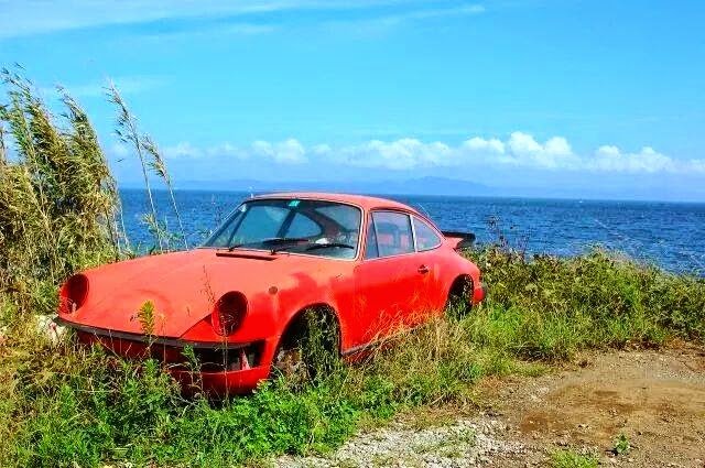 abandoned-cars-097.jpg.04d7acfb443fd66cf04501b3e32d3d2e.jpg