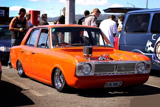 sickcortina1.jpg.77e1362f5a87f92a0427234f8cf9a118.jpg
