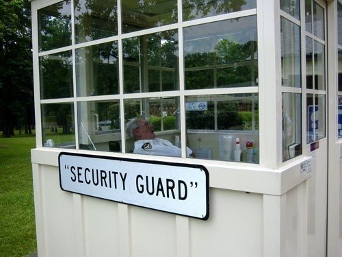 sign35.jpg.f379ff49bc0e453d4fd4ba7c7babd158.jpg