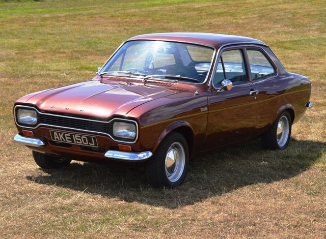 1971_ford_escort_twin_cam_2.jpg.3ecdb1256cc3177c12c1e012479d442b.jpg