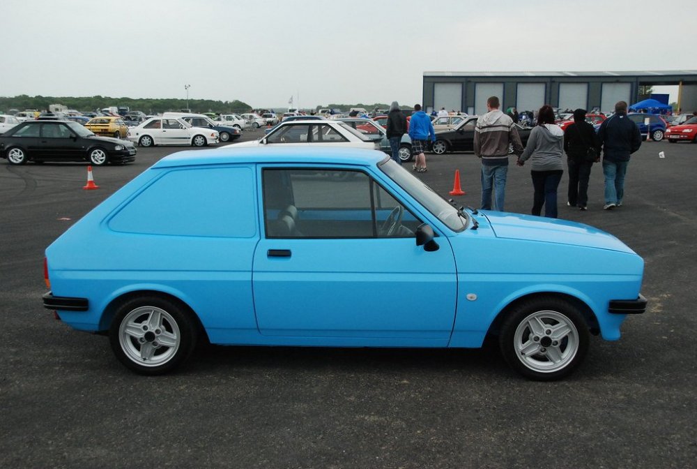 FiestaVan1.thumb.jpg.eba8632ed847907b69b9039cf80f4d71.jpg