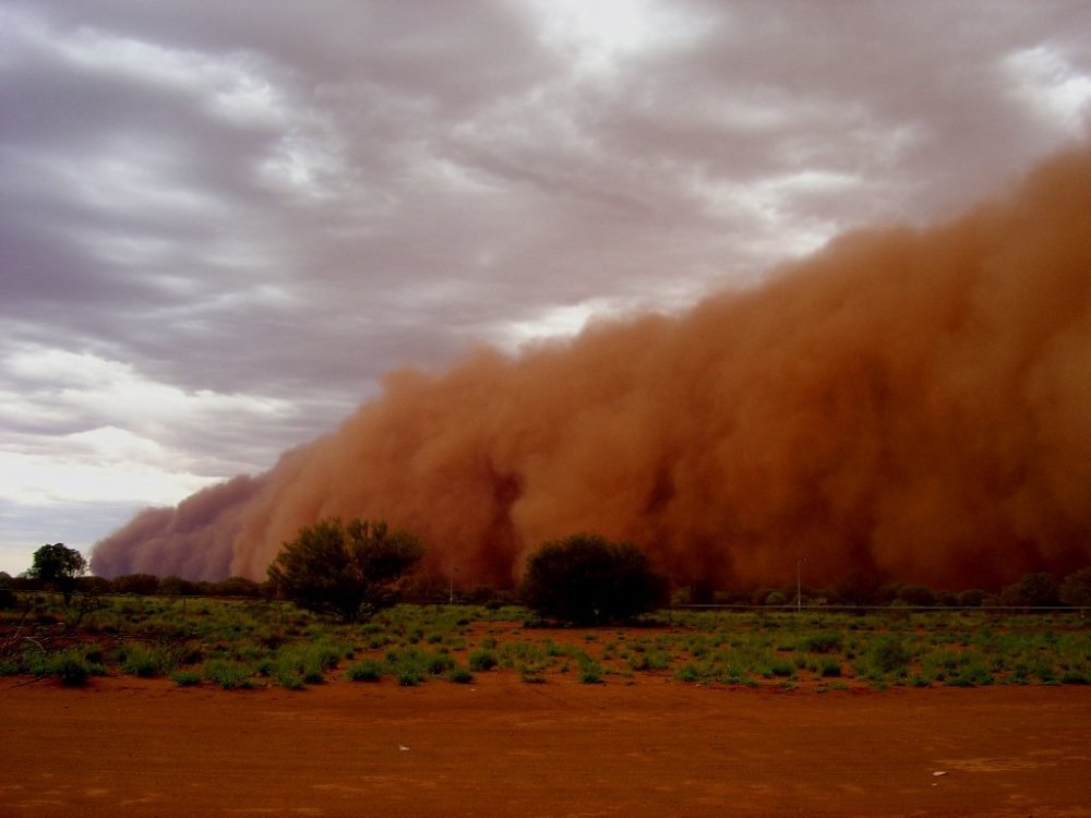 dust-storm-010.thumb.jpg.c4a698a65c498dd7773e34cf930075de.jpg