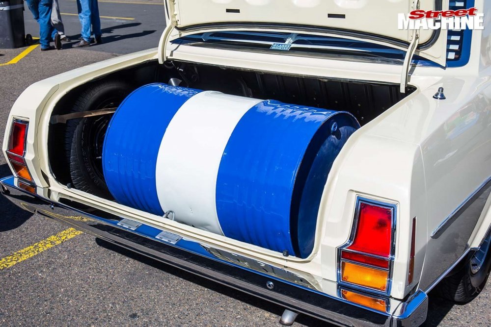 leyland-p76-8.thumb.jpg.b809066c8ef2e055703baeef14d18c1e.jpg