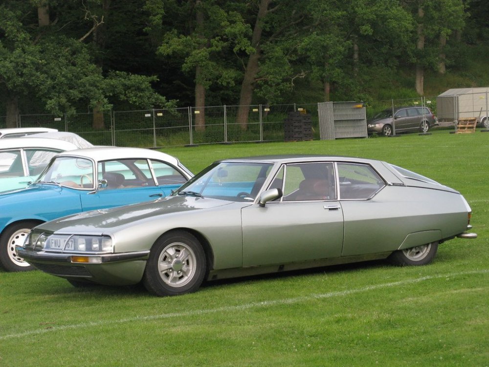 CitroenSM.thumb.jpg.5d399a9763a399a88c05c5aff64cfcb4.jpg