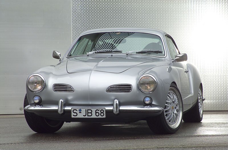 Karmann-Ghia-with-a-Porsche-993-Engine-01.jpg.7abeffd2a311face6e554d5e1b0cbc7e.jpg