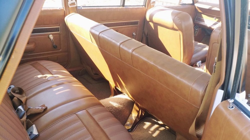 6-Door-Ford-Falcon4.thumb.jpg.fc94346a340ed8969be370b953cb0c33.jpg