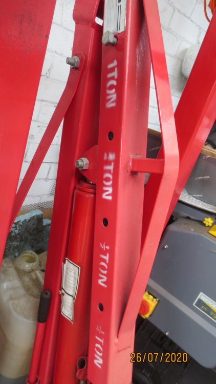 Engine_Crane_03.JPG