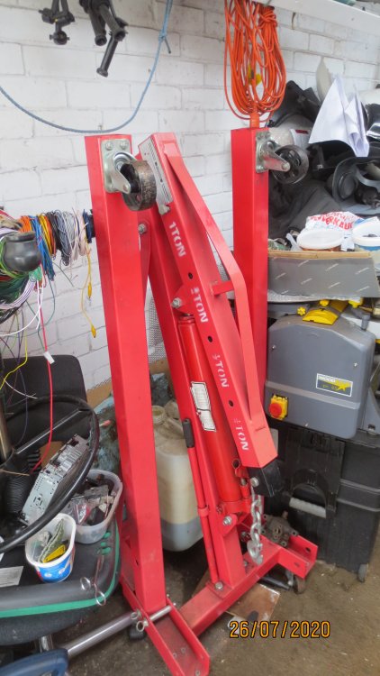 Engine_Crane_04.JPG