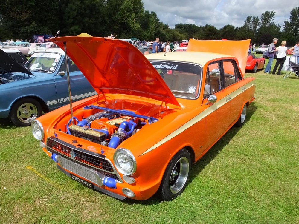 OrangeMk1Cortina4.thumb.jpg.b03e34832a9c64a7cd1c1d35ca3b2ef2.jpg