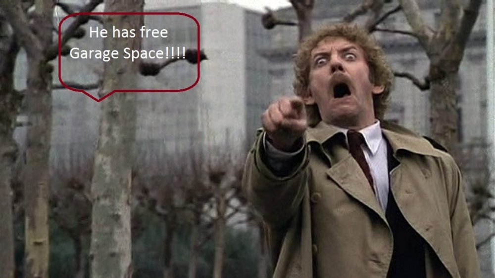 invasion-of-the-body-snatchers-e1565052292866.thumb.jpg.375bde9437b8de4c49faeafe1a93fe95.jpg