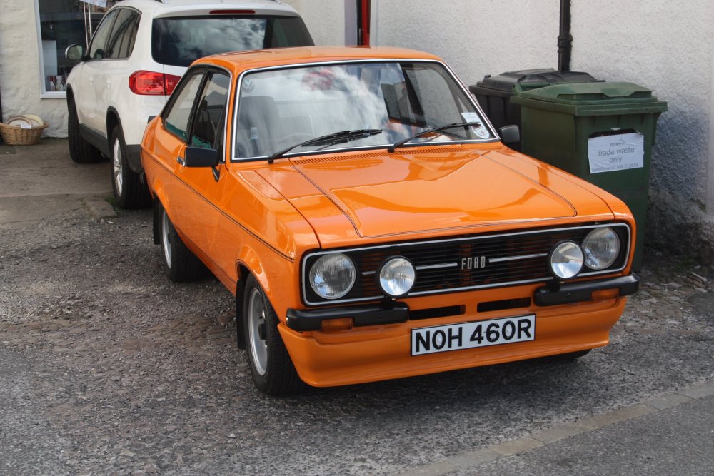 OrangeMk2Escort2.thumb.jpg.5b6c6c85eb0908679aec31cfe0d6a8f8.jpg