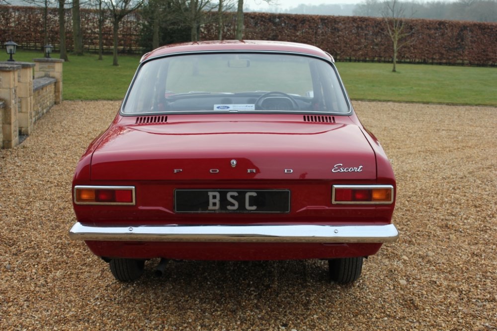 4doormk1escort12f.thumb.jpg.f6e5265cb47dc0d57b29ffc7bd0a595b.jpg