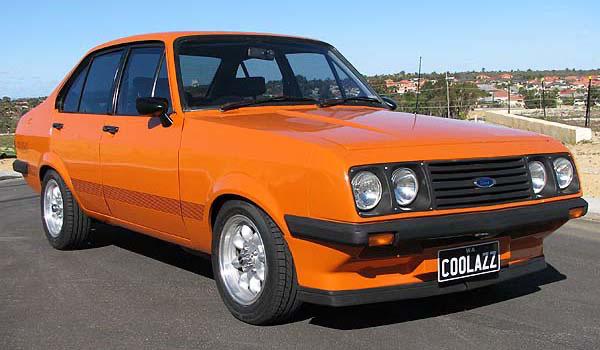Orange4doorRS2000.jpg.5b33860a9260c1a920d967ee57c83ba1.jpg