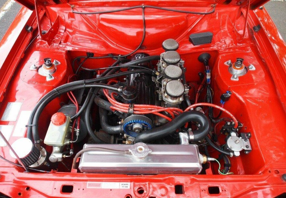 4doorRs2000e4crop.jpg.953d49729de26832f7e5a421128efb8c.jpg