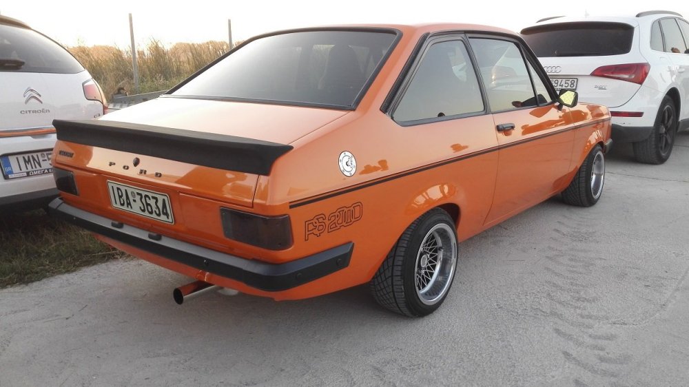 OrangeMk2Escort4s.thumb.jpg.7fe04657fc5fb028d29823e040d8b78b.jpg
