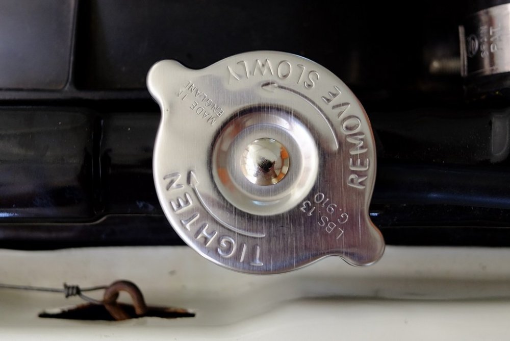 RadiatorCaps3b.thumb.jpg.5058f12c66e7296b8807088864a0bd4c.jpg