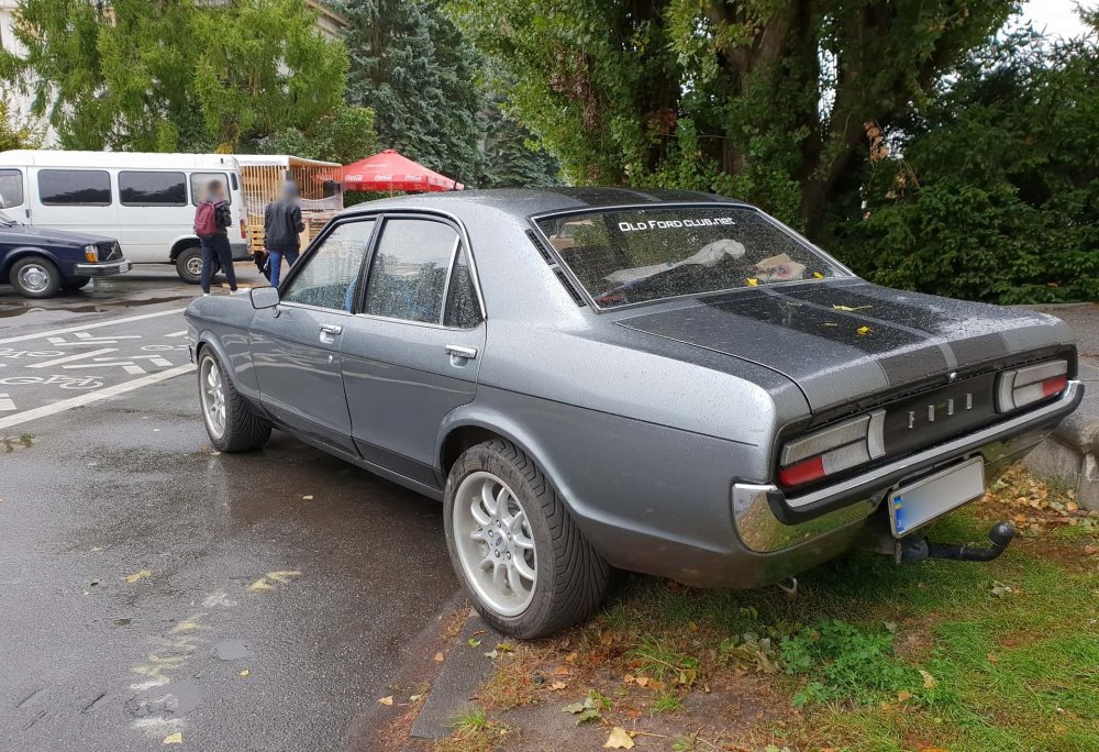 4DoorGranada1a.thumb.jpg.8c754540b2c267dd9dccc85fb977f86d.jpg