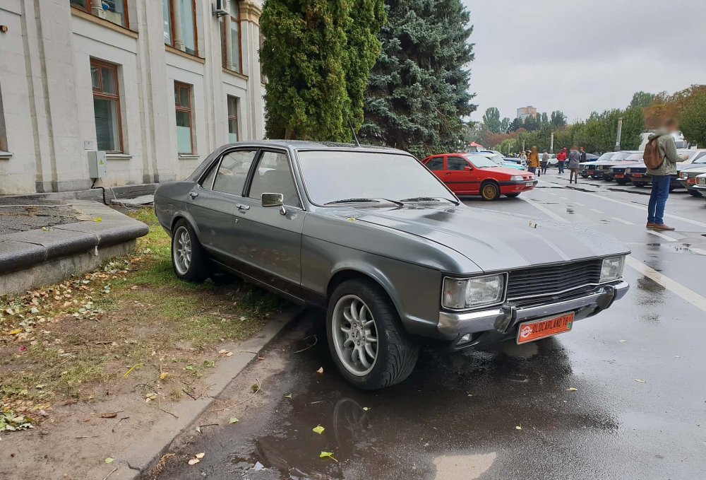 4DoorGranada1e.thumb.jpg.ebb9911286a119afe8e3df16a97c1972.jpg