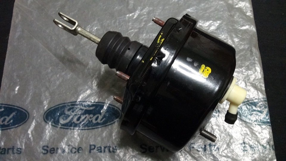 Booster3s.jpg.5c319143786a54134906822afae1aece.jpg
