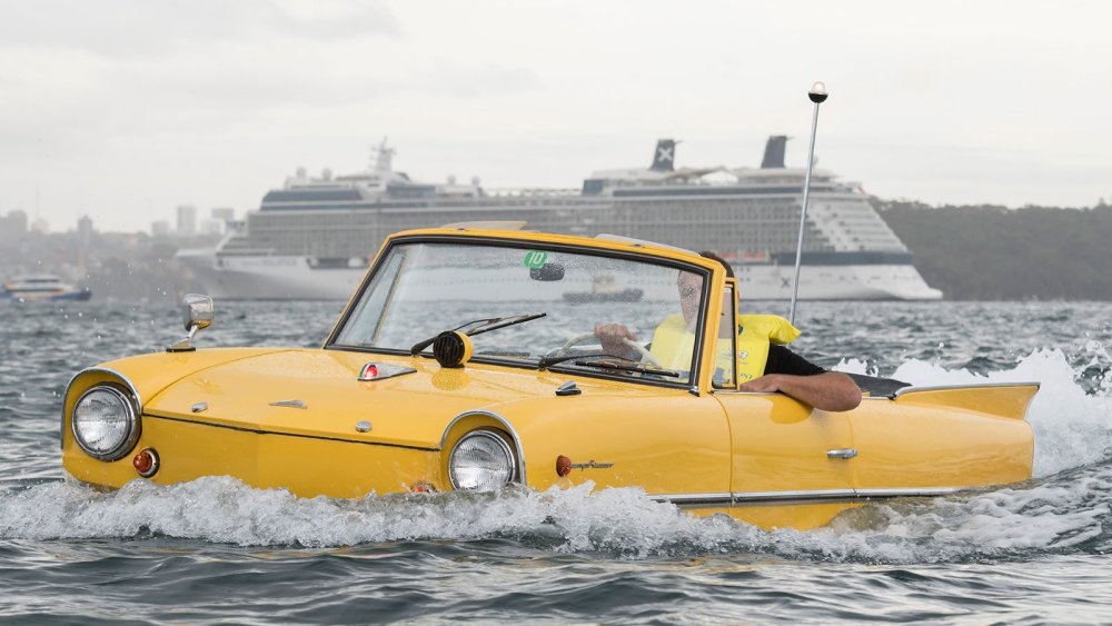 amphicar-1a.thumb.jpg.7b3b78deabd0c83920fa7303b9e73ffd.jpg