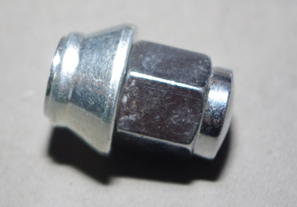CapriLaserWheelNutSmall.thumb.jpg.b925089edf17f6cc83de47da0a451064.jpg